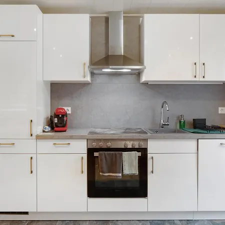 Gelis Apartment *