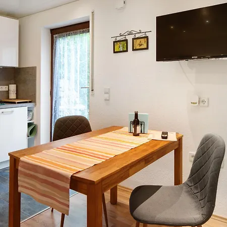 Gelis Apartment
