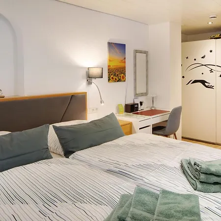 Gelis Apartment *